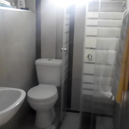 דירה Sasa House *
