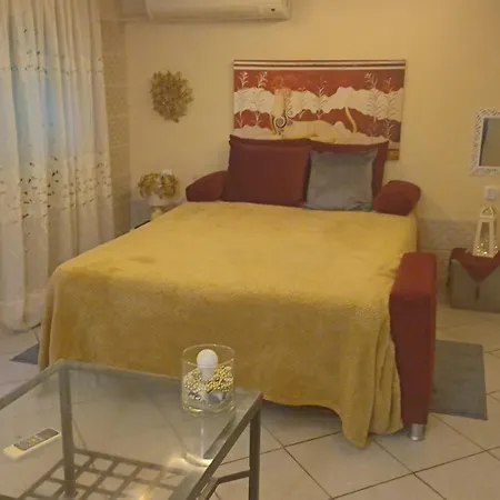 Sasa House דירה Makriammos